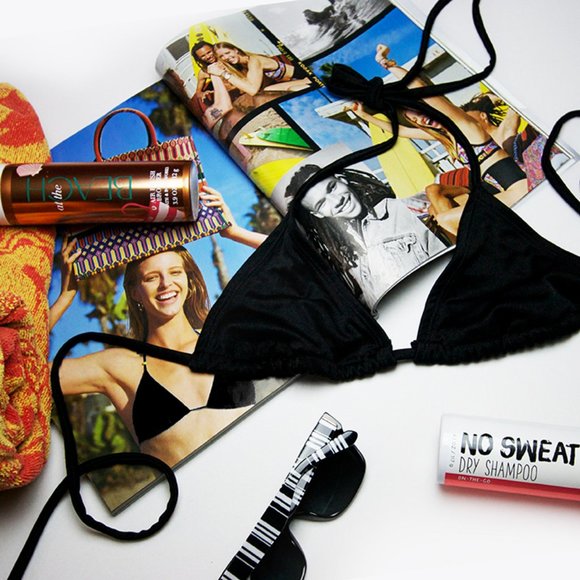 Classic Itty-Bitty Triangle Bikini Top - Picture 4 of 7